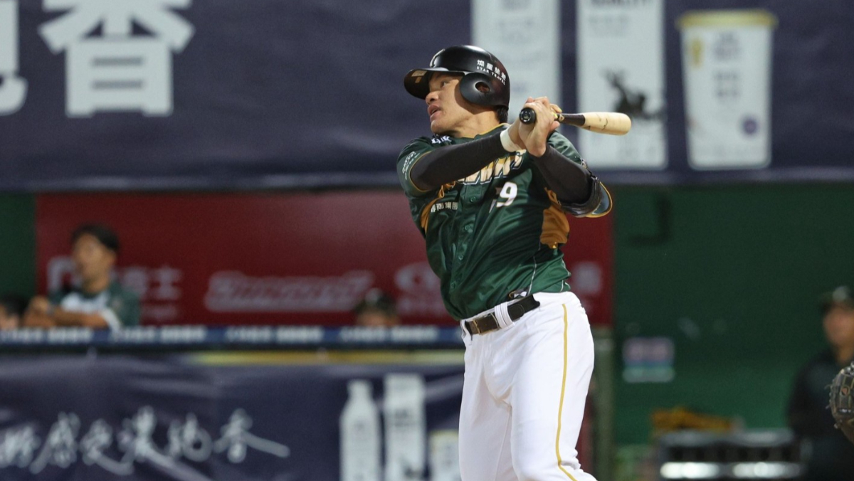 才大幅加薪就傳噩耗！台鋼雄鷹主戰捕手張肇元傳傷情本季恐報銷